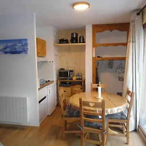 https://orelle-3-vallees-2-pieces-4-orelle.hotels-rhonealpes.com