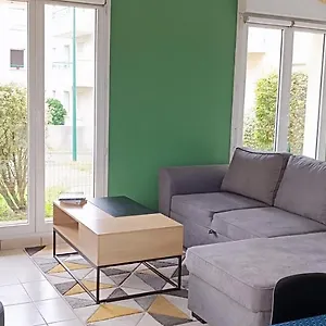 https://appartement-calme-a-proximite-du-parc-des-expos.inbrittany.com